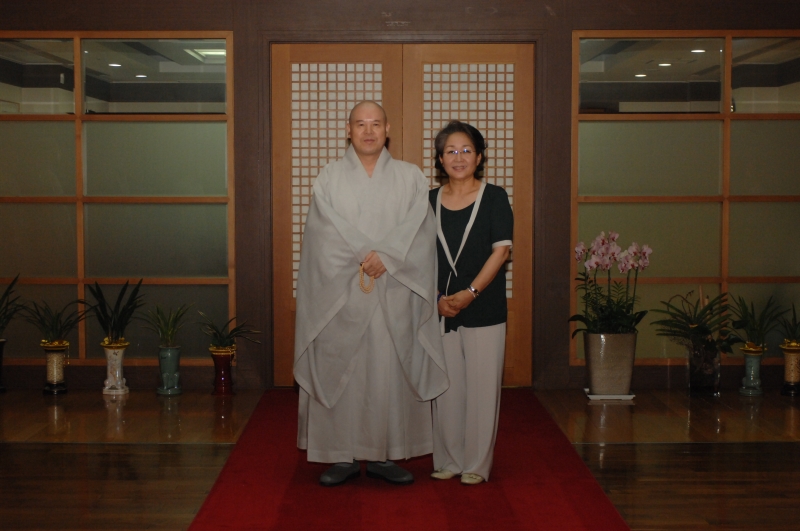 2010.08.24_불교TV임원진 예방 (9)